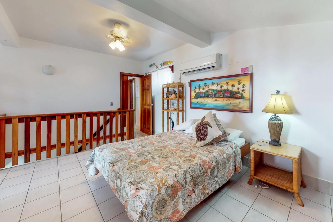 Palm @ Caribe Island Apartment San Pedro  Exterior photo