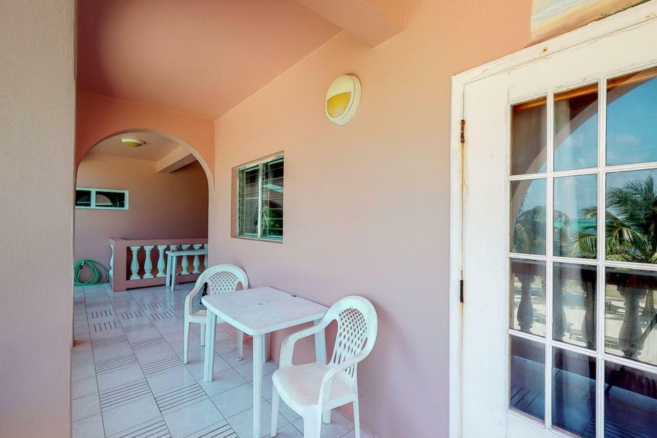 Palm @ Caribe Island Apartment San Pedro  Exterior photo