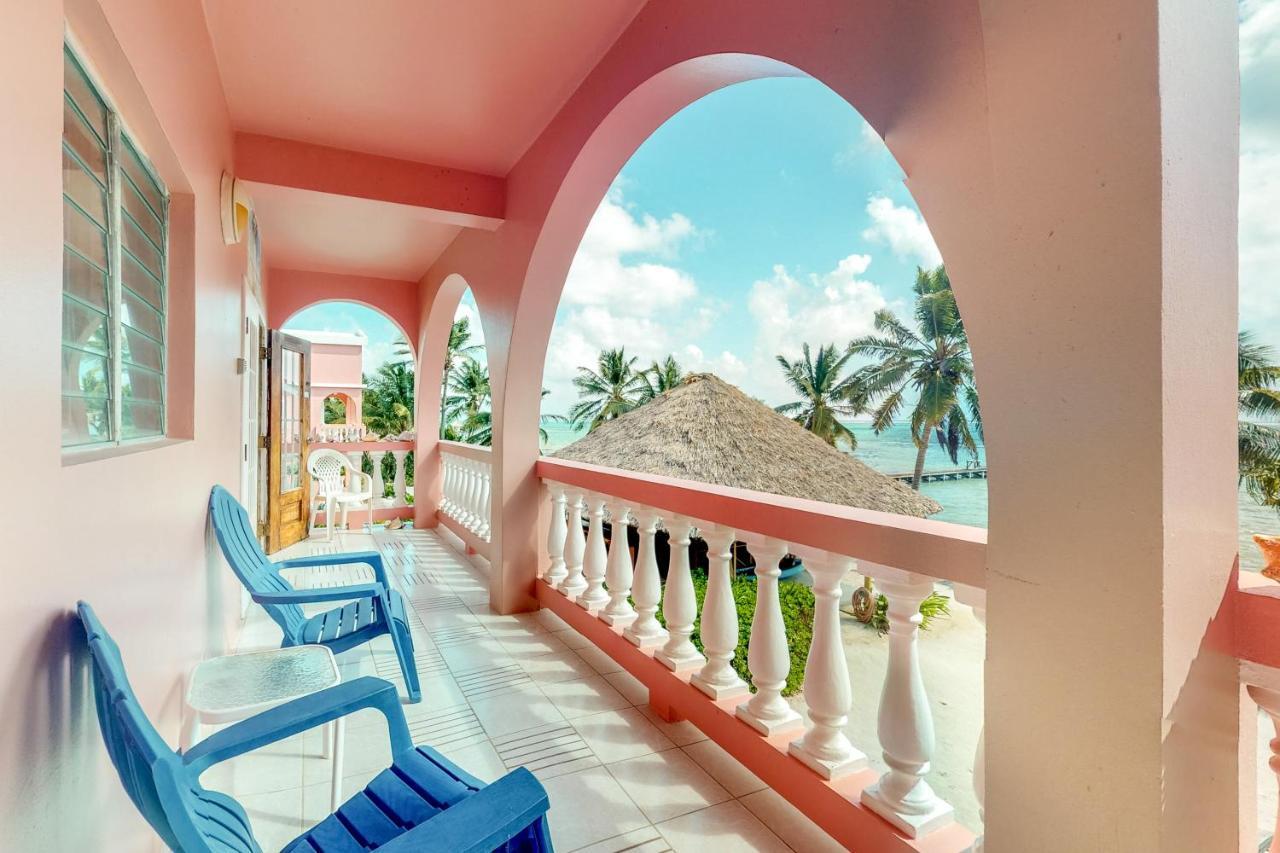 Palm @ Caribe Island Apartment San Pedro  Exterior photo